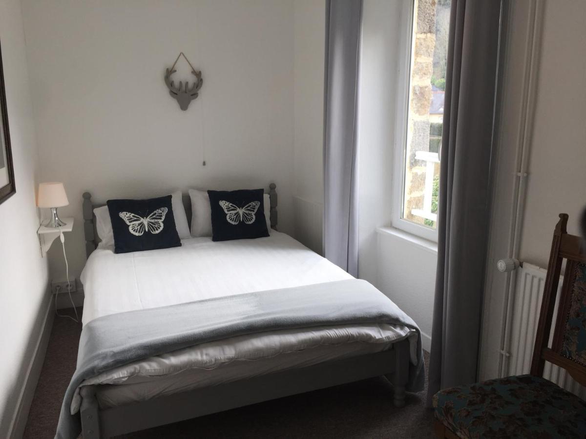 Au Bon Accueil Bed and Breakfast Saint-Marcan Εξωτερικό φωτογραφία